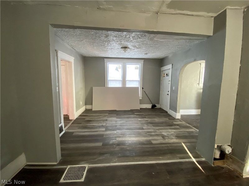 2355 E 86th Street, Cleveland, OH 44106 Photo 21