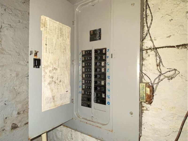 2355 E 86th Street, Cleveland, OH 44106 Photo 47