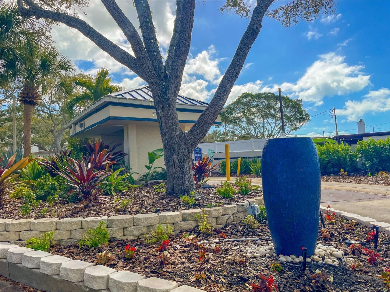 1312 Pasadena Avenue S, Unit 16, South Pasadena, FL 33707 Photo