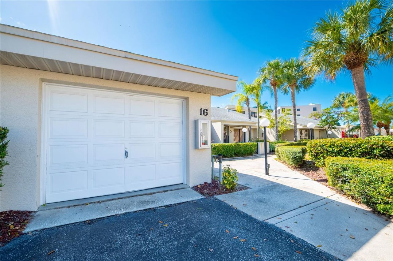 1312 Pasadena Avenue S, Unit 16, South Pasadena, FL 33707 Photo