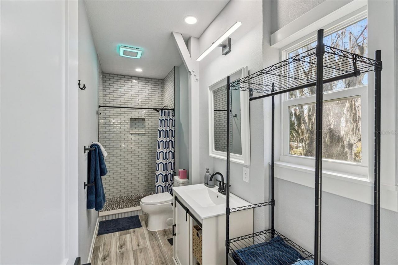 645 Cr 485a, Lake Panasoffkee, FL 33538 Photo