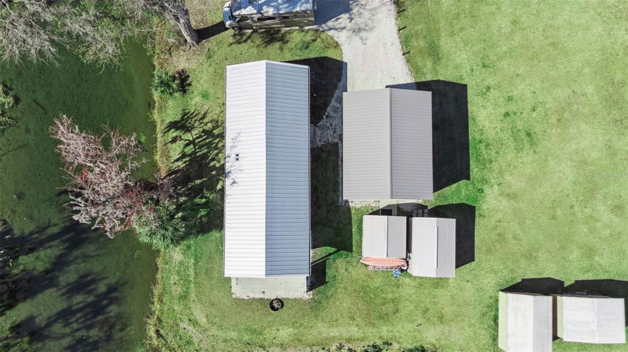 645 Cr 485a, Lake Panasoffkee, FL 33538 Photo