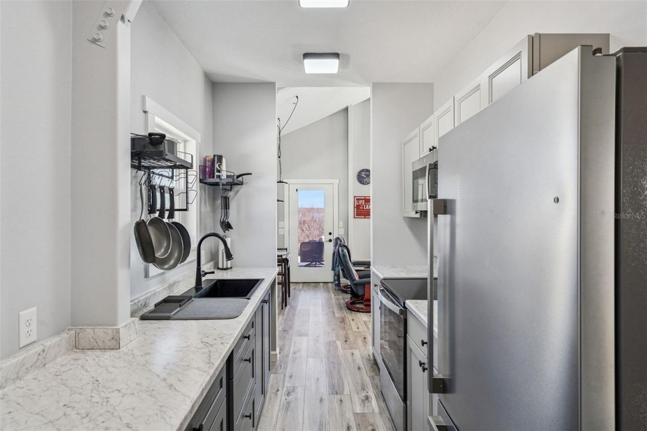 645 Cr 485a, Lake Panasoffkee, FL 33538 Photo