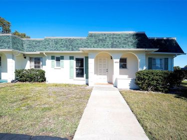 4202 35TH AVENUE W, Unit 7, BRADENTON, FL 34205