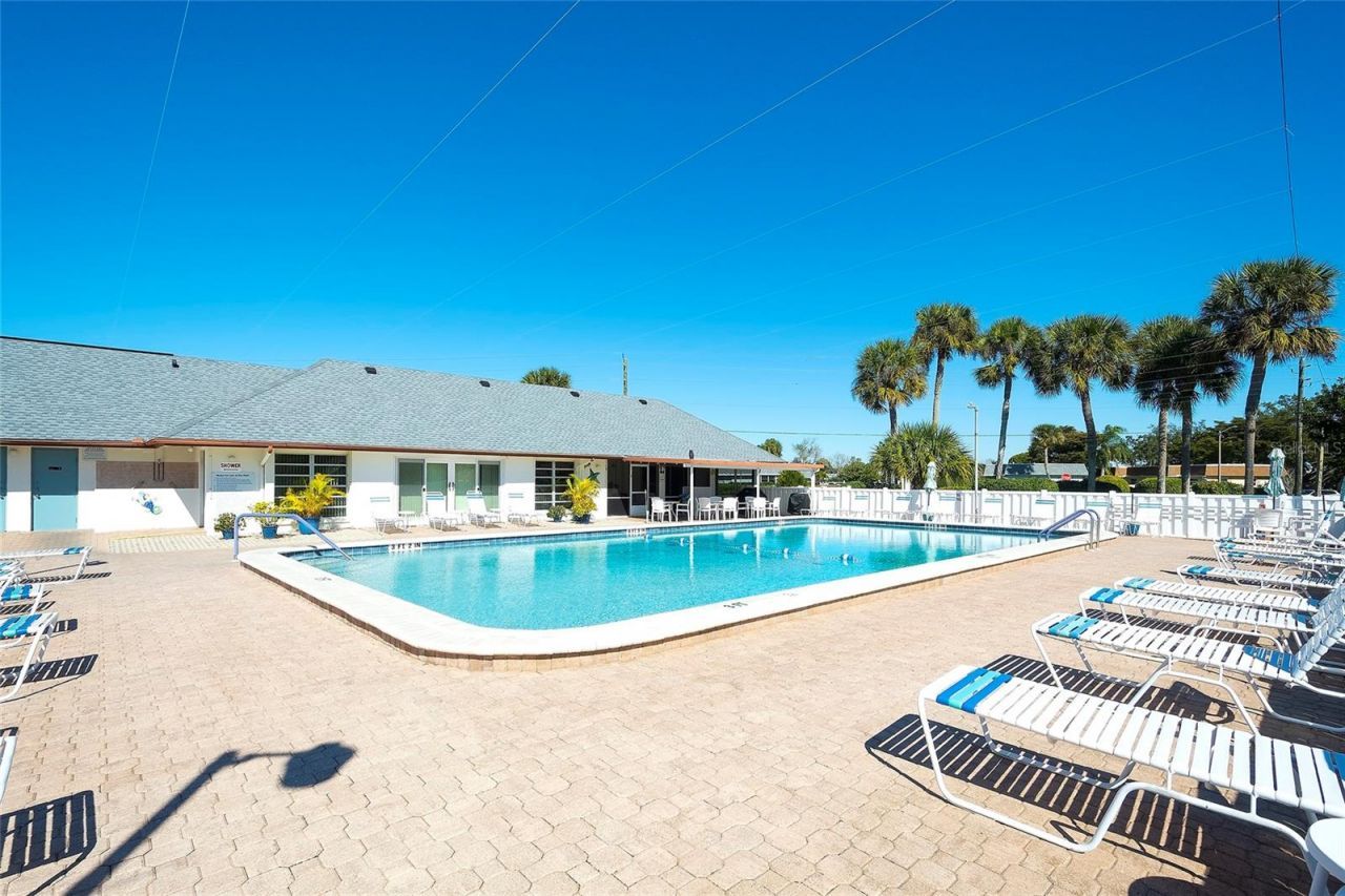 4202 35th Avenue W, Unit 7, Bradenton, FL 34205 Photo