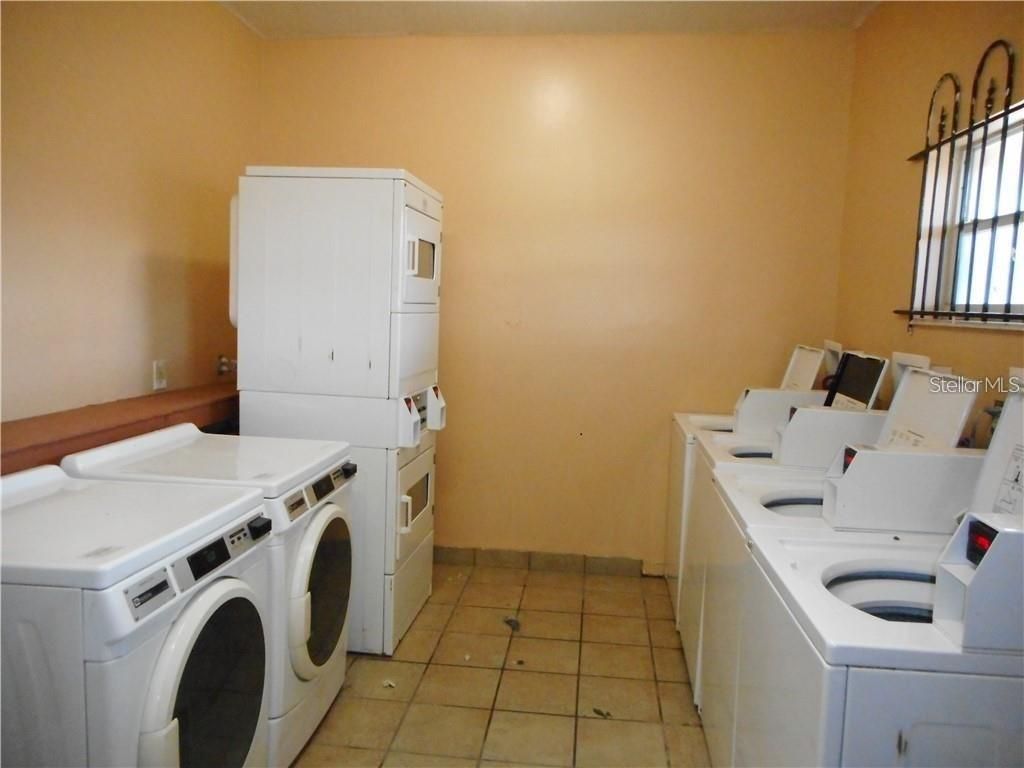 2929 W Oak Ridge Road, Unit E8, Orlando, FL 32809 Photo