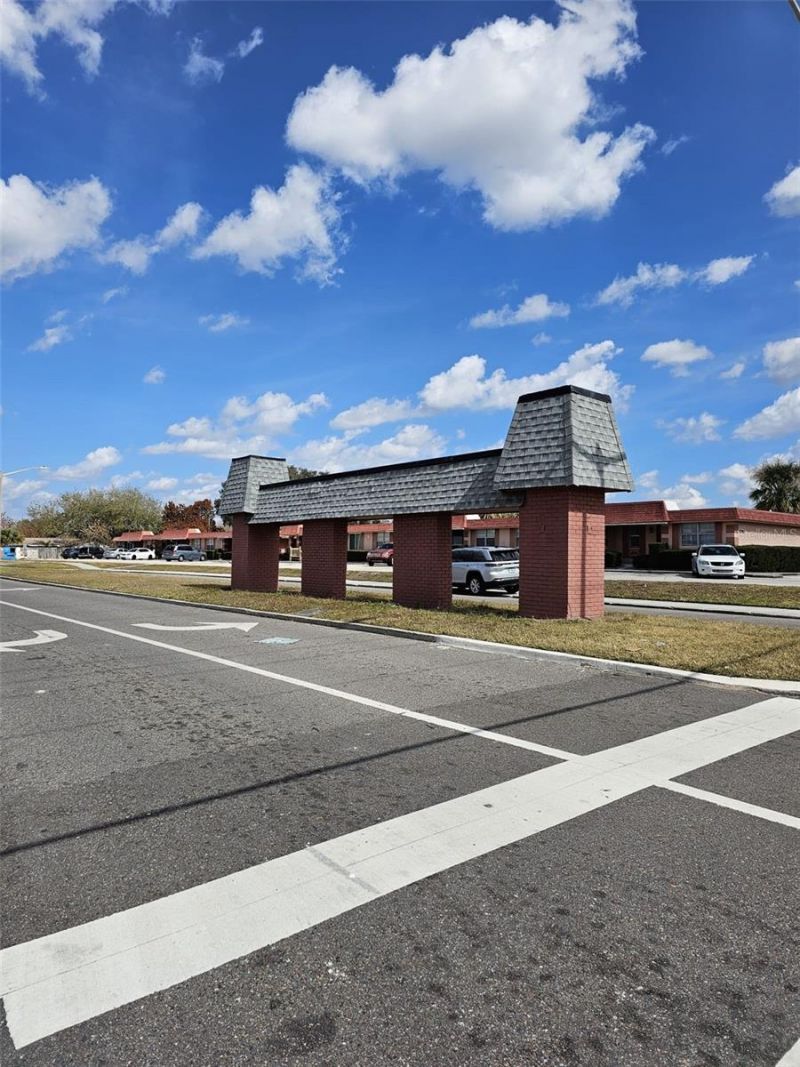 2929 W Oak Ridge Road, Unit E8, Orlando, FL 32809 Photo