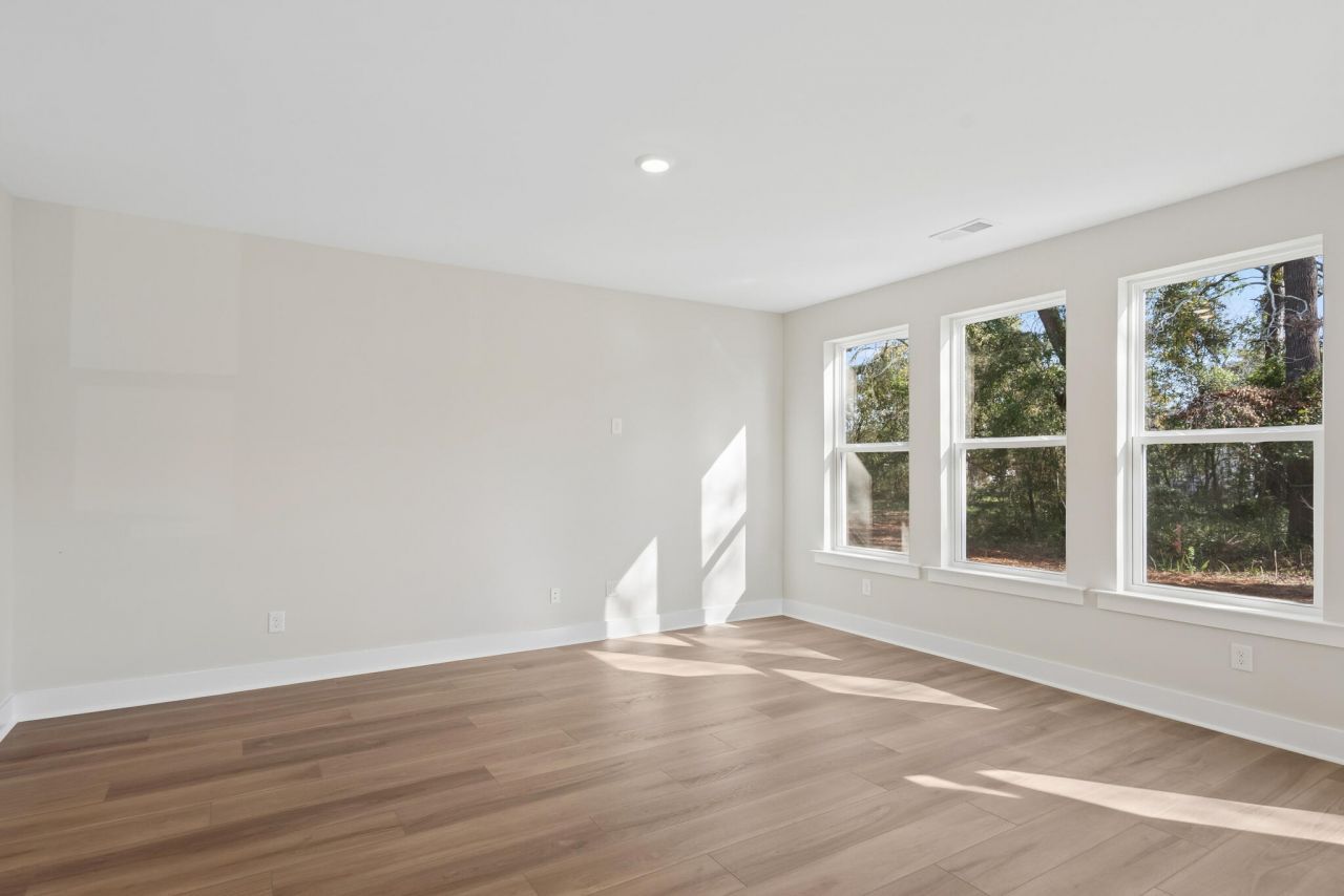 5354 Elder Avenue Photo 11