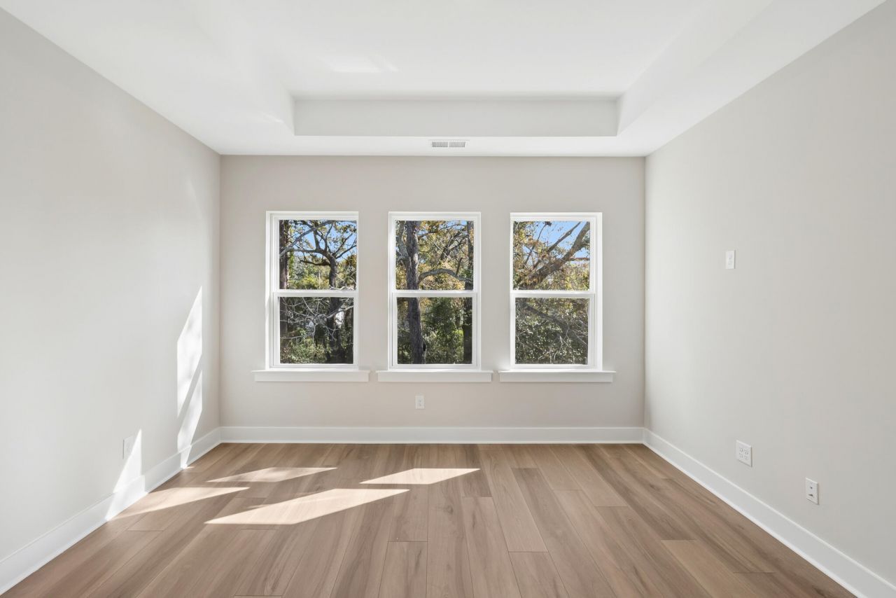 5354 Elder Avenue Photo 18