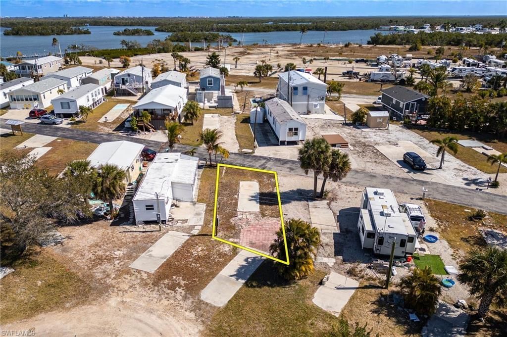 4 Helen Ln, Fort Myers Beach, FL 33931 Photo