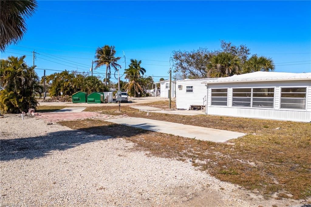 4 Helen Ln, Fort Myers Beach, FL 33931 Photo