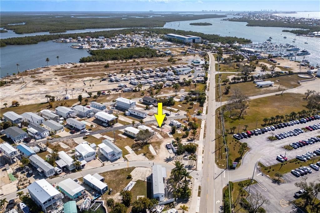4 Helen Ln, Fort Myers Beach, FL 33931 Photo