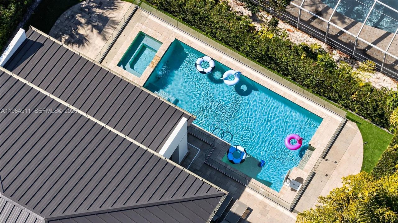 7500 SW 55th Ave , Miami, FL 33143 Photo