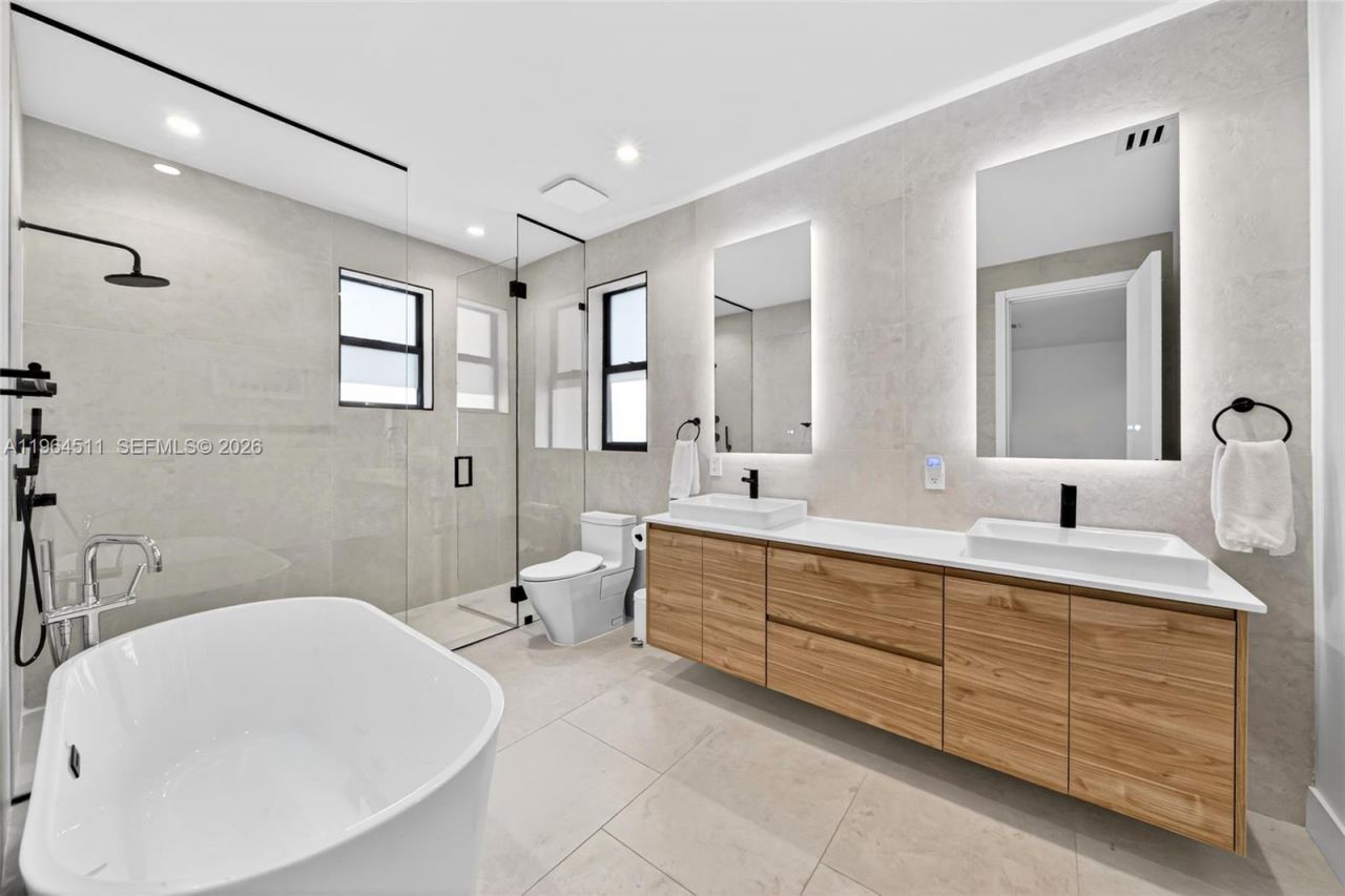 7500 SW 55th Ave , Miami, FL 33143 Photo