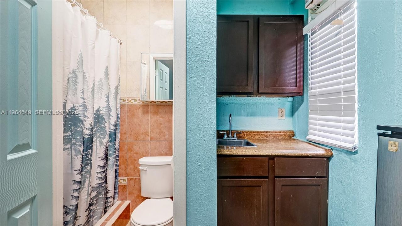 508 W 1st Ave , Hialeah, FL 33010 Photo