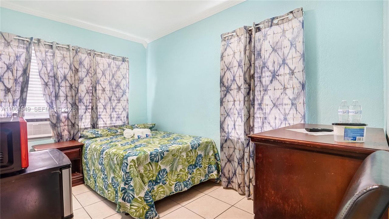 508 W 1st Ave , Hialeah, FL 33010 Photo