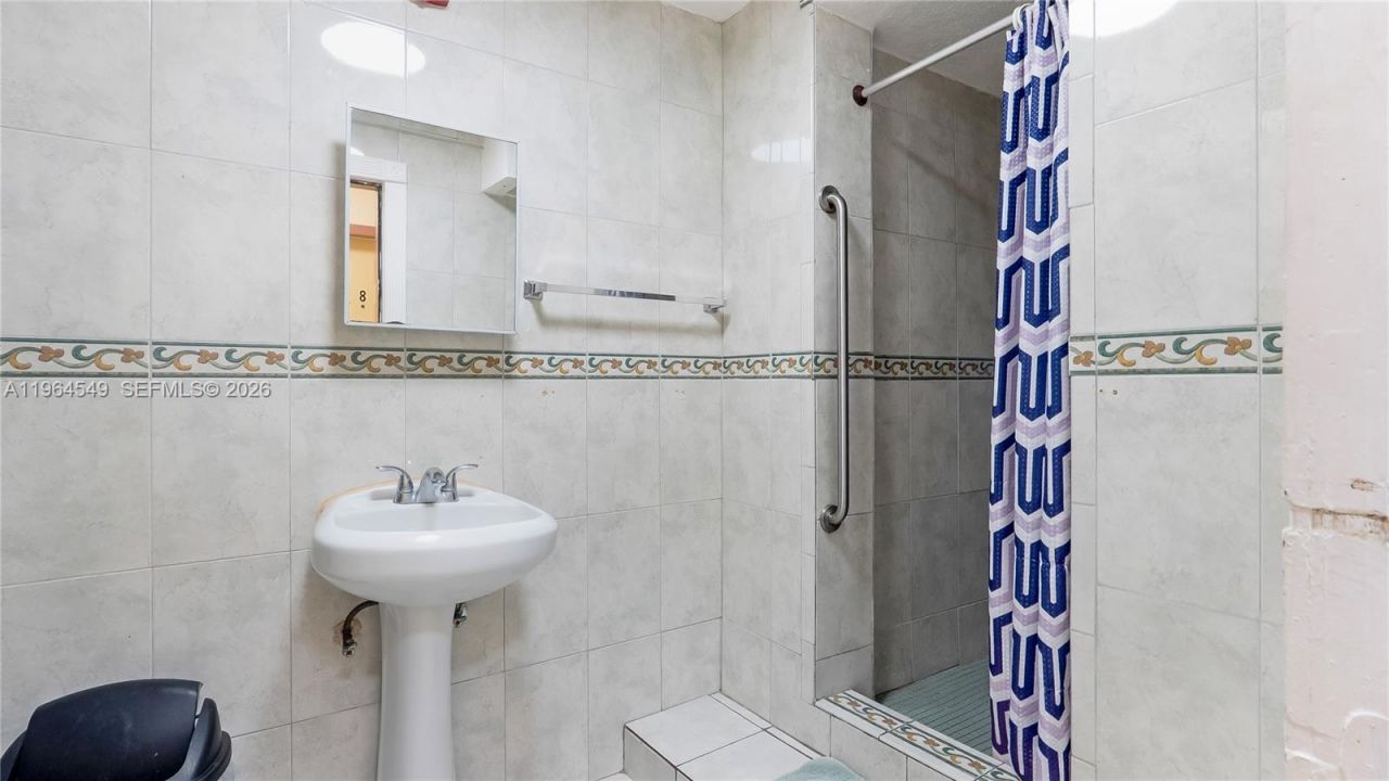 508 W 1st Ave , Hialeah, FL 33010 Photo