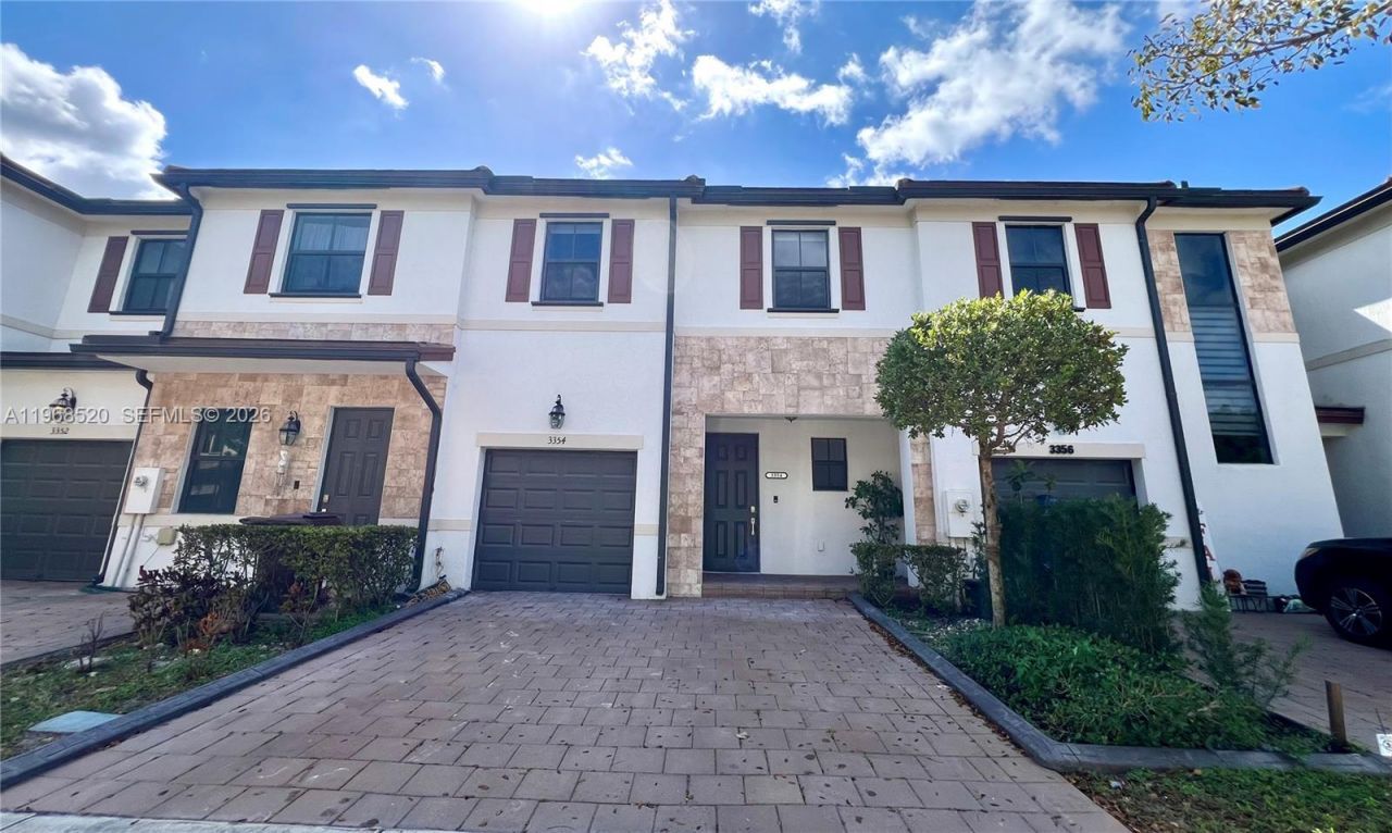 3354 W 100th Ter, Unit 3354, Hialeah, FL 33018 Photo