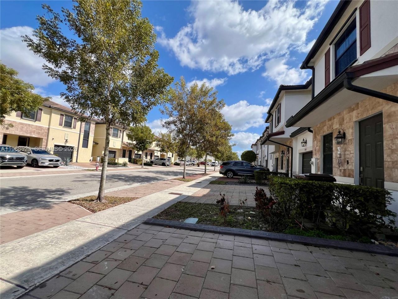 3354 W 100th Ter, Unit 3354, Hialeah, FL 33018 Photo