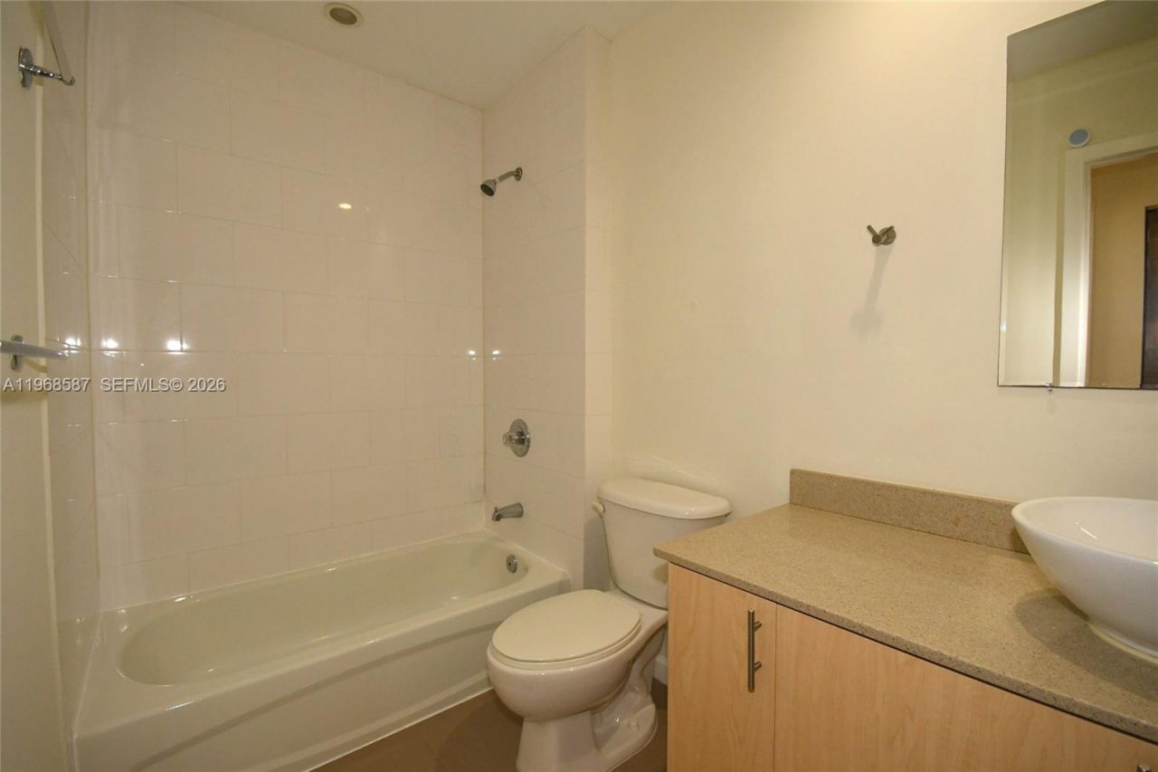 2780 SW 33 Ave, Miami, FL 33133 Photo