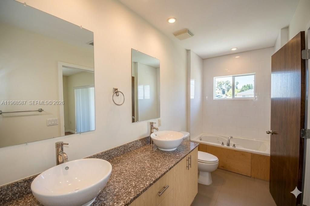 2780 SW 33 Ave, Miami, FL 33133 Photo