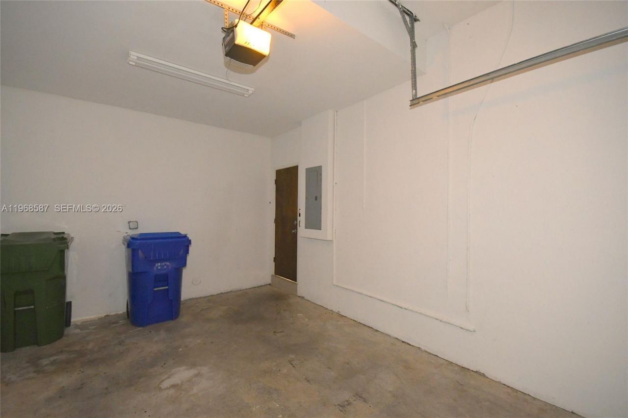 2780 SW 33 Ave, Miami, FL 33133 Photo