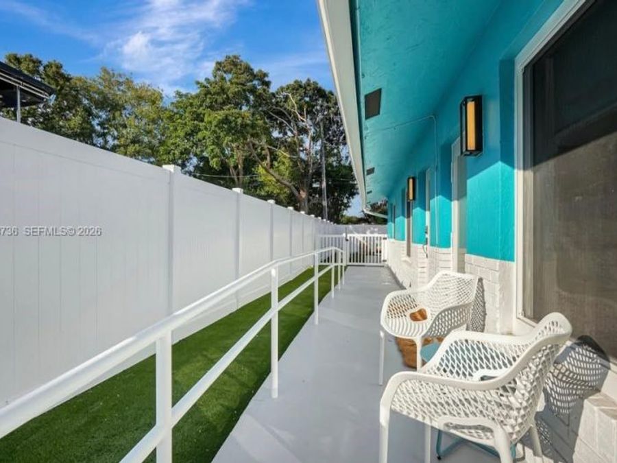 Property Image 8