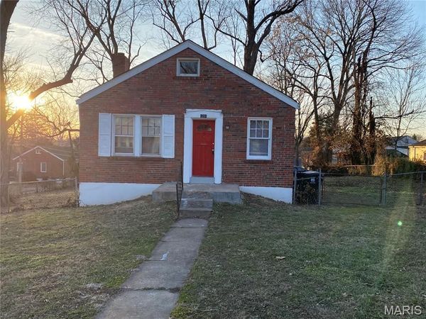 1201 Backer Street , University City, MO 63130