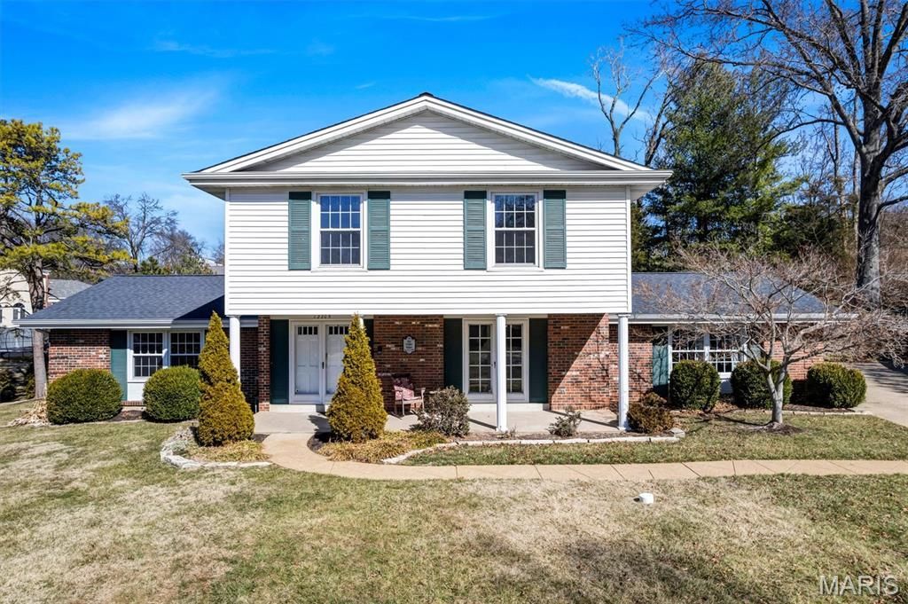 12205 Blackheath Court, Saint Louis, MO 63141 Main Photo