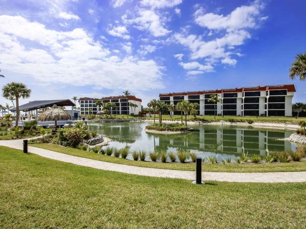 2445 W Gulf Dr, Unit 5D, Sanibel, FL 33957