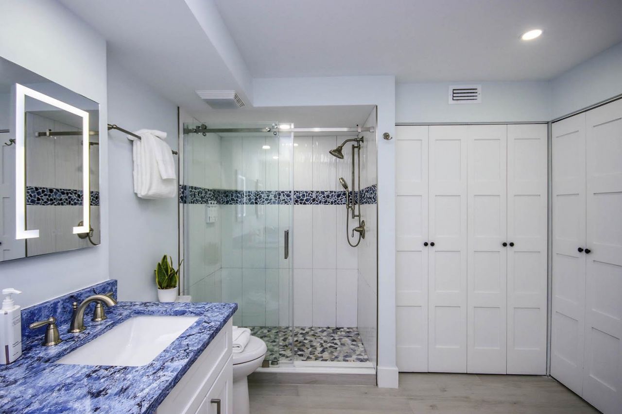 2445 W Gulf Dr, Unit 5D, Sanibel, FL 33957 Photo