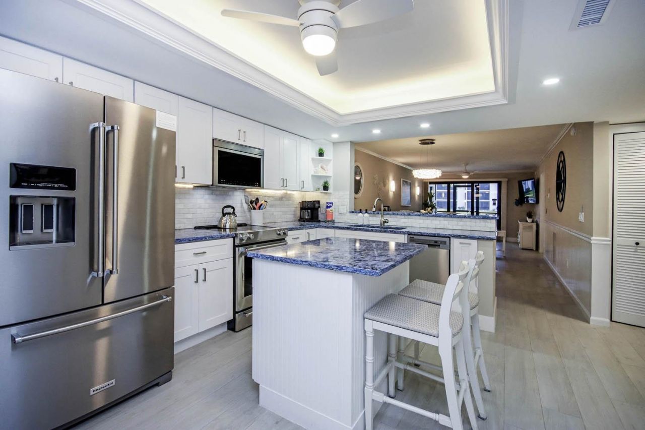 2445 W Gulf Dr, Unit 5D, Sanibel, FL 33957 Photo