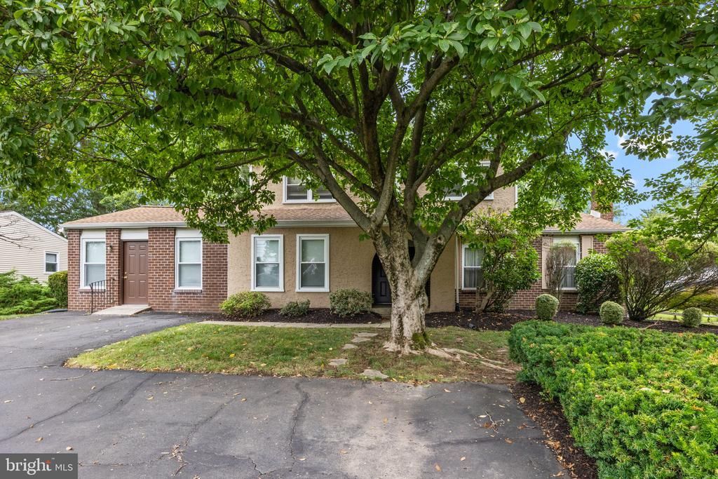 840 Davisville Road, Warminster, PA 18974 Main Photo