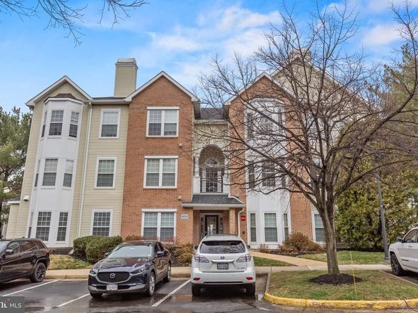 4131 FOUNTAINSIDE LANE, Unit 202, FAIRFAX, VA 22030