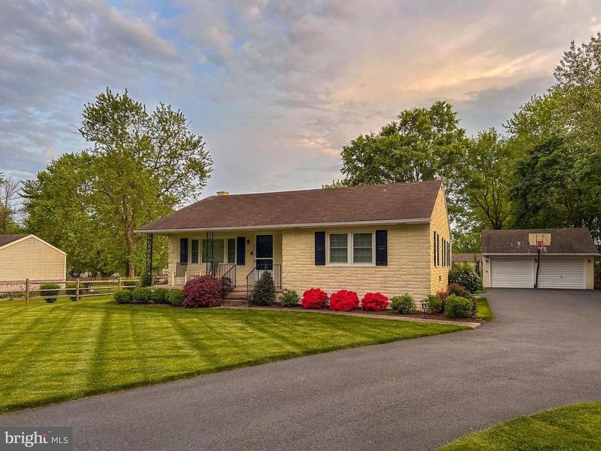 21 W Cherry Lane, Royersford, PA 19468 Main Photo