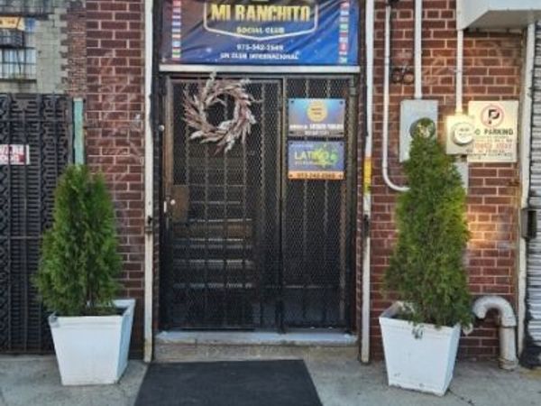 172 Thomas St, Newark, NJ 07114