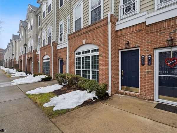 411 Deluca Rd, Belleville, NJ 07109