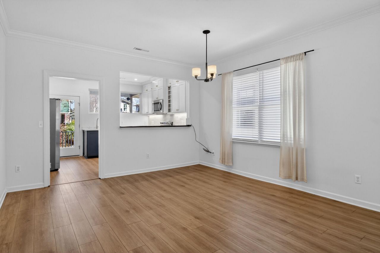 46 Poplar Street Photo 12