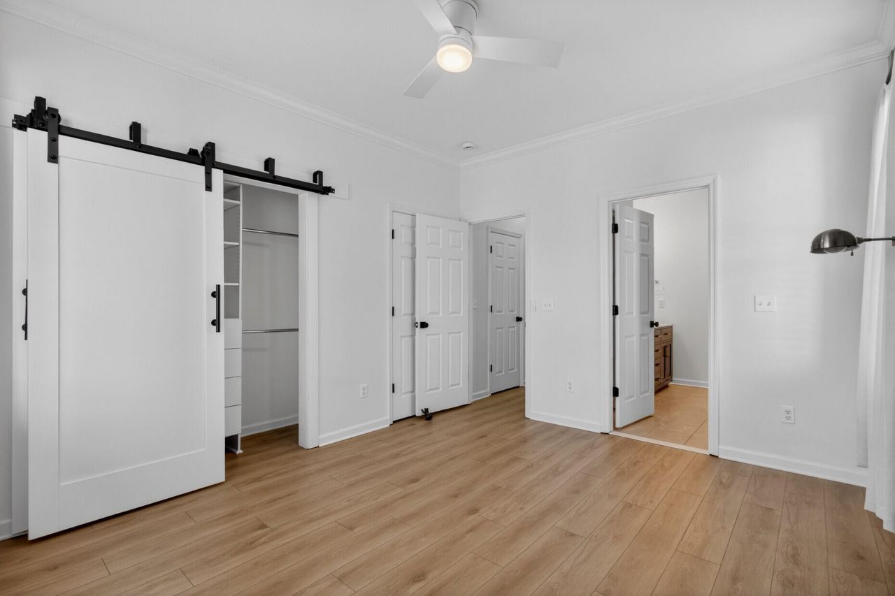 46 Poplar Street Photo 17