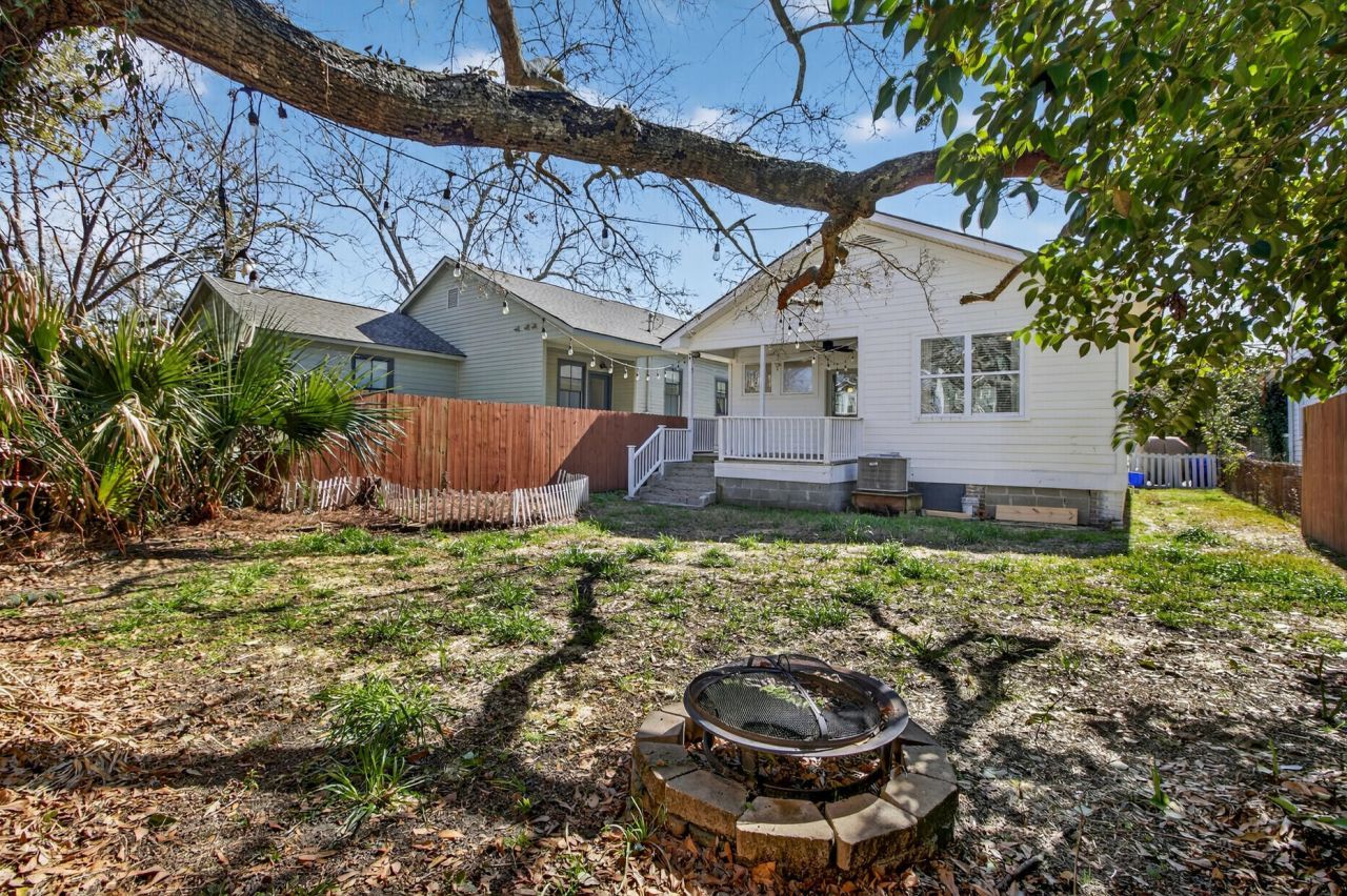 46 Poplar Street Photo 25