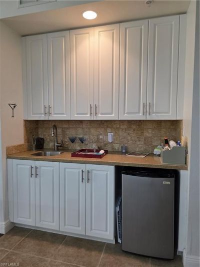 5706 Cape Harbour Dr, Unit 211, Cape Coral, FL 33914 Photo