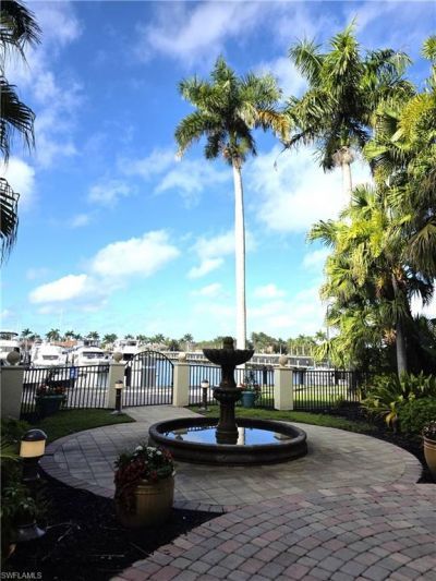 5706 Cape Harbour Dr, Unit 211, Cape Coral, FL 33914 Photo