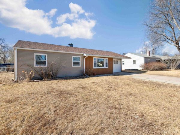 2123 Ivy Avenue, Rapid City, SD 57701