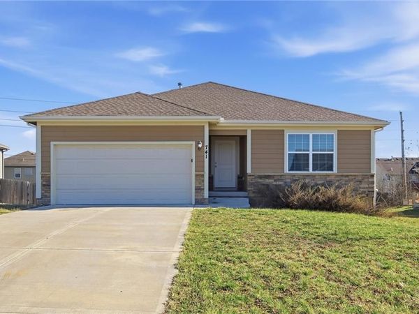 741 S Cypress Street, Gardner, KS 66030