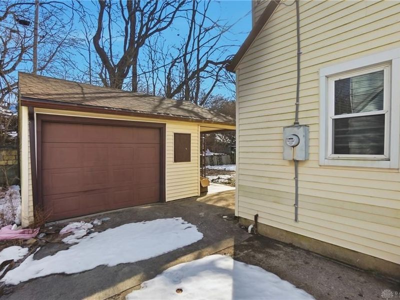 702 Allenwood Court, Dayton, OH 45420 Photo 27