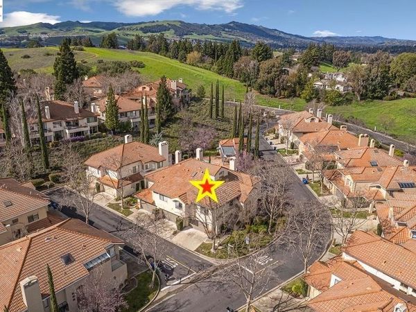 711 Lakemont Pl, Unit 4, San Ramon, CA 94582