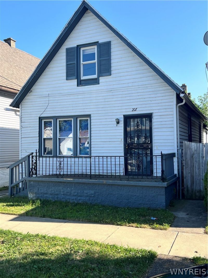 207 Oneida Street, Buffalo, NY 14206 Main Photo