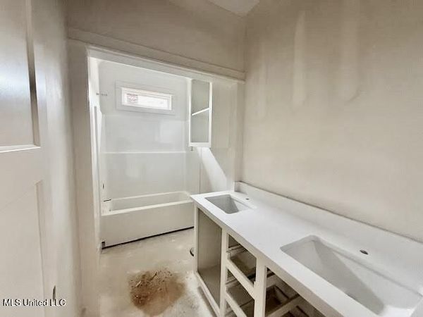 41 Forest Barnes Road, Petal, MS 39465