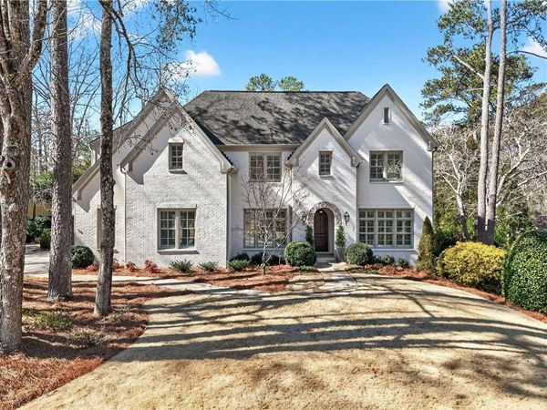 2976 Sequoyah Drive NW, Atlanta, GA 30327