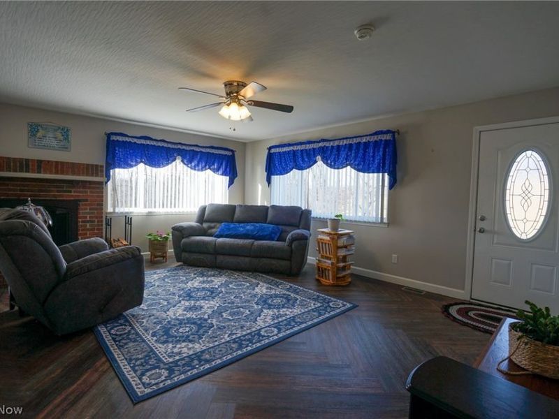 1325 County Line Rd, Hopewell, OH 43760 Photo 10